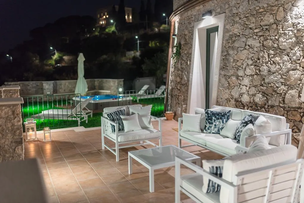 Sparviero Luxury Suites Apartment Taormina